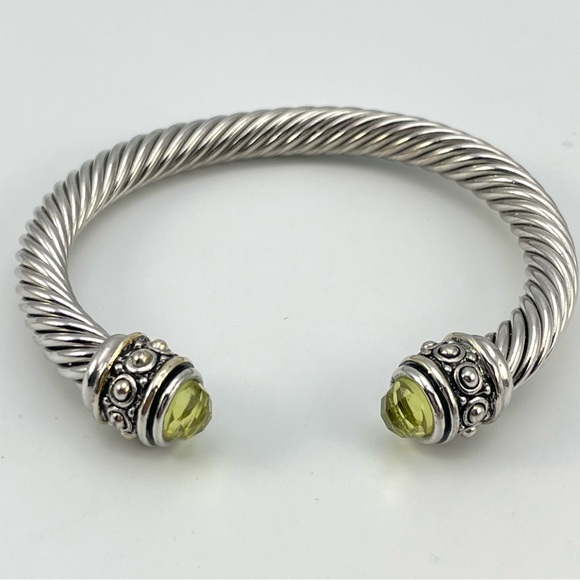 Beautiful Silver-Tone Twisted Cable Cuff Bracelet with Faux Peridot Stones - Picture 1 of 6
